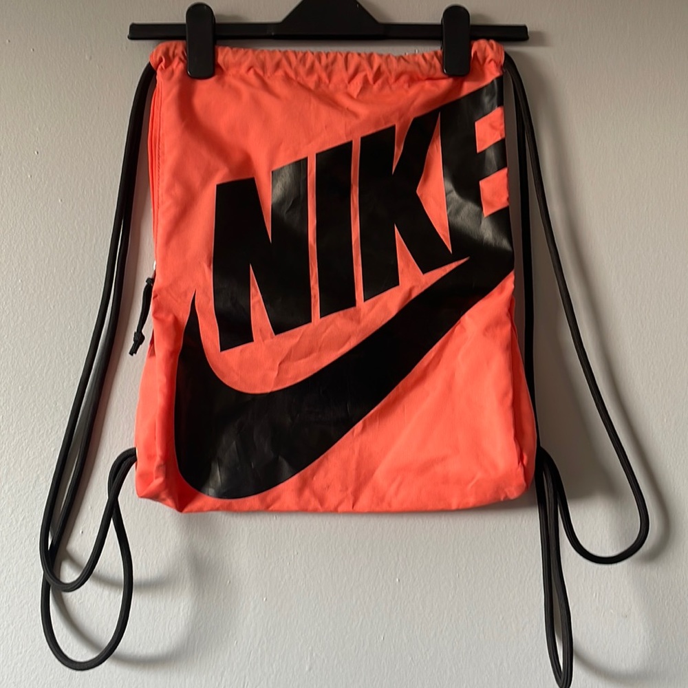 NIKE - BACKPACK